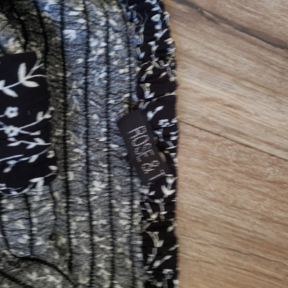 Rachel Zoe Women's Black and White Skirt - Picture 2 of 12